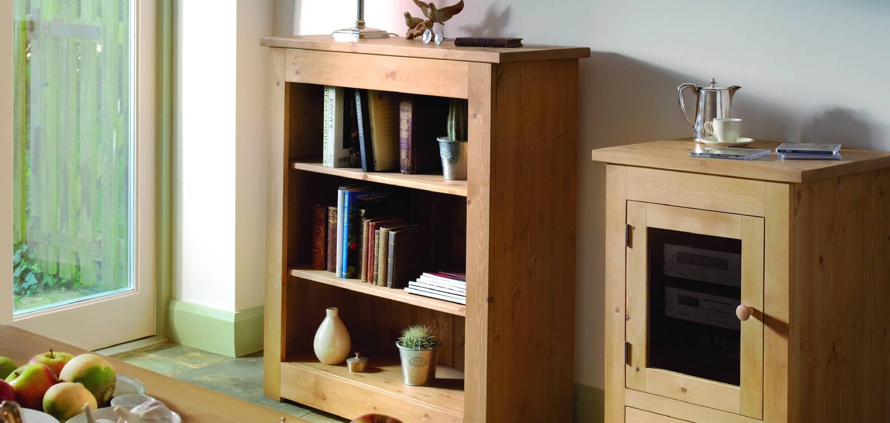 How to Wax Wooden Furniture (How to Video Guides) Liberon wood cares